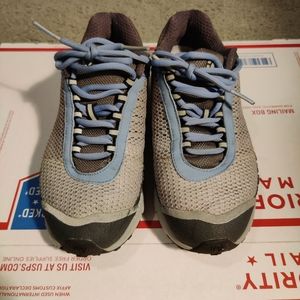 Pearl izumi seek2 women's size 7.5